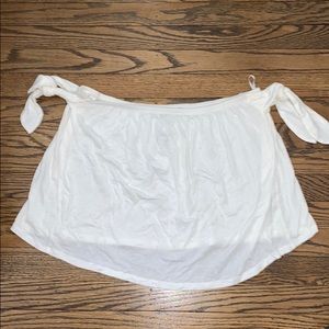 NWT Express White Flowy Crop Top w/ Tie
Arm Detail